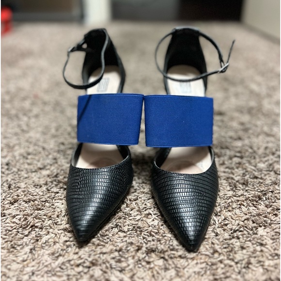 7.5 Signature black & blue 5in heels - Picture 2 of 5